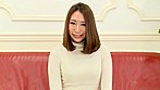 現役社長秘書にして3年間未SEX･･･。火照る性欲に嘘をつけなくなってしまった美人若妻AVデビュー！ 比嘉蓮 サンプル画像1