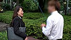 完全顔出し素人ナンパ！仕事中のガチ美人をナンパしてSEXまでヤる！！～新宿編 サンプル画像1