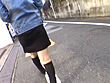 むっちりタイトスカートから浮き出てくるパンティーライン追っかけ盗撮 サンプル画像2