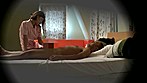 内緒でヤラしてくれるのは誰だ！ガードの固い人妻マッサージ嬢 拒みつつも全身ビクビクでイキまくり！中出し サンプル画像6