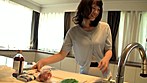 妻を第三者の方に寝取ってもらいます。 高本優香 37歳 サンプル画像3