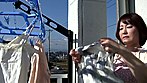 下着ドロボウを誘惑する近所のオバサン サンプル画像16