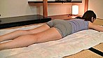 母の誕生日にマッサージ師を呼んで性感マッサージをさせたら･･･M・K（55） サンプル画像15