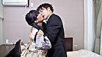 地方の働くレディ ファミレスバイトのきれいなおばさん 戸澤佳子 51歳 サンプル画像15