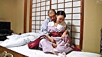 某観光地の温泉旅館がシーズンオフでガラガラ。仲居のお姉さんにチップを渡してみると秘密のサービスができた 180分 サンプル画像4