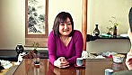 大阪から上京した嫁の母が･･･爆乳義母 上総真知子 43歳 サンプル画像1