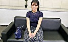 美熟女センズリ鑑賞会 見ているだけのはずが･･･興奮したオバサンがお掃除フェラからそのまま咥えて生ハメ中出し！ 2 画像1