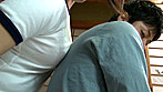 部屋で2人きりになった無邪気な幼なじみの巨乳が当たって、我慢できない僕は勃起チ○コを押し当てた サンプル画像18