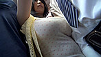 満員車内で人妻のボインが僕の体に密着！勃起したチ○ポをそっと握りしめ、お互いハァハァ、挿入を止められない サンプル画像15