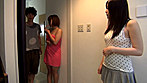 夢の近親相姦！姉貴達の悩ましいミニスカパンチラに悶々としてる僕のチ○ポを家族に内緒で面倒みてくれました サンプル画像7