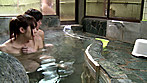 混浴温泉で奇跡の若い女性客と遭遇！興奮してたら湯船からチ○コがにょっきり！ニューハーフと気づいても僕の勃起も収まりつかずヤッてしまいました 画像14