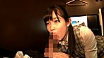 都内某所のネットカフェには寝ている客を、ねっとりフェラで虜にするソソる女子店員がいるらしい。 サンプル画像6