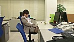 ビクビク感じて社内お漏らしオナニー！！巨乳で巨尻のソソる美人と評判の受付女子社員に、「お疲れ様」と媚薬入りケーキを差し入れてみたら･･･！！ サンプル画像3