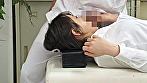 ソソる女子に人気の整体院には訳がある･･･どんな女もソノ気にさせる開脚メコスジマッサージにパンツの上から糸引くほど濡れちゃった女たち サンプル画像7