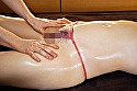 メンズエステの面接に来たソソる純情女子大生 個室風マンションのメンズエステで、講習だと言って色々教えていたら反応が良すぎて感じまくり！「ダメです、ダメです」と抵抗するが、オイルでヌルヌルにしてやると敏感な身体は無抵抗にガクガクと感じまくり、そのまま本番FUCKしちゃいました！！ - Image 3