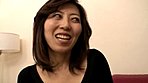 10人の美熟女妻をナンパしてザーメン全員生中出し！！ スペシャル 3 サンプル画像1