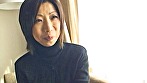 えろえろオーラ出しまくりの人妻をナンパしてホテルに連れ込みました！人妻たちは大好物のおちんち〇を舐めて咥えてフェラチオして大興奮！熟れ熟れまん〇に生チン入れて大量ザーメン中出し発射！ - Image 11