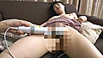 シーン3：巨乳巨尻熟女が電マとチポが気持ちよすぎて痙攣絶頂！