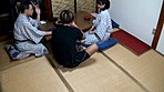息子の尻オイルマッサージで欲情してしまう母たち サンプル画像21