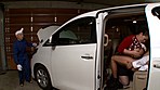 息子に揉まれ運転の母 岸川ひろみ サンプル画像13