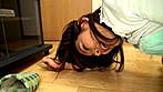 いとこの叔母はAV中毒。淫獣の如くオナニーしてる現場に居合わせちゃった！！！ サンプル画像8