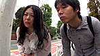 社会人なのに童貞の僕が墓参りで数年ぶりに再会した従姉のフェロモンムンムン爆乳叔母さんに、暴風雨で電車が運休してしまい宿泊する事になったホテルの部屋で筆下ししてもらった 杉原えり - Image 1