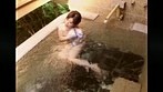 温泉に入る女 サンプル画像1