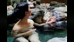温泉に入る女 サンプル画像3