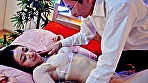 大浦真奈美の寝取られSEXを夫に見せつける美人妻
