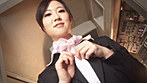巨乳CA J○L国内線勤務 菅野さゆき サンプル画像1