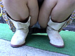 熟女シミ付きしゃがみパンチラ盗撮 サンプル画像8