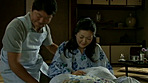 訪問介護士に騙されて･･･ サンプル画像2