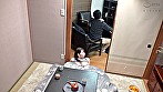 コタツの中でひっそり奥さんのマ○コに触れると糸を引くほど溢れ出す愛液！ご無沙汰過ぎて旦那が隣に居るにも関わらず何度も悶絶絶頂！ 4 SPECIAL サンプル画像14