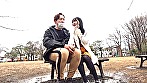 どうせすぐ勃つ君のチ●ポを公然ベロちゅうで焦らしてあげる 皆月ひかる 画像3