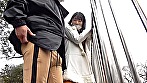 どうせすぐ勃つ君のチ●ポを公然ベロちゅうで焦らしてあげる 皆月ひかる 画像4