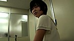 夫に内緒でパンツを売ってマ●コを見せる女 人妻・牧瀬りみ サンプル画像1