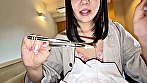 【個人撮影】音羽美鈴の舌ブラシで「汚舌苔」採取 サンプル