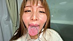 シーン12：【個人撮影】宮ノ木しゅんかの舌ブラシで「汚舌苔」採取