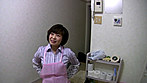 家政婦のおばちゃんにイタズラ サンプル画像1