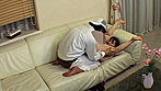 宅配先で遭遇！慌ててバスタオル姿で出てきたドスケベ女。恥ずかしい振りしてチラチラ誘惑してくるので思わず･･･ サンプル画像15