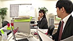 女上司の無防備なパンストにたまらず勃起！抑えられずにチ◯ポをこすりつけたら糸をひくほど濡れていた･･･ サンプル画像1