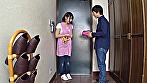 パパさん人気No.1の保母さんは実はこんなにエロかった！僕のバツイチ〇ポにまたがって桃尻うちつけ肉壺ピストン！！ - Image 1