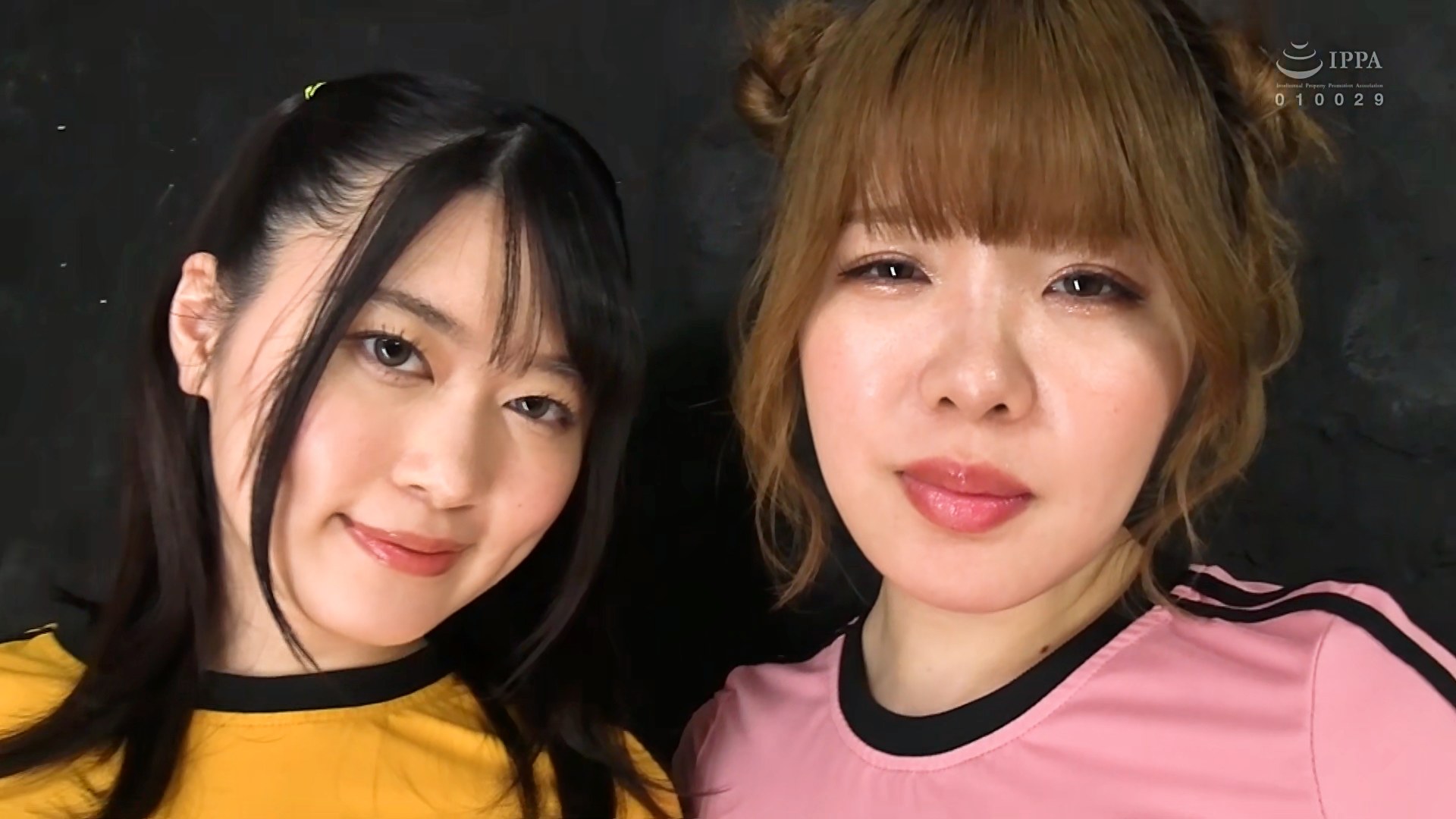 唾液エンドレスのじゅるじゅる乳首舐めxトルネード寸止めオイル手コキ 6のサンプル動画