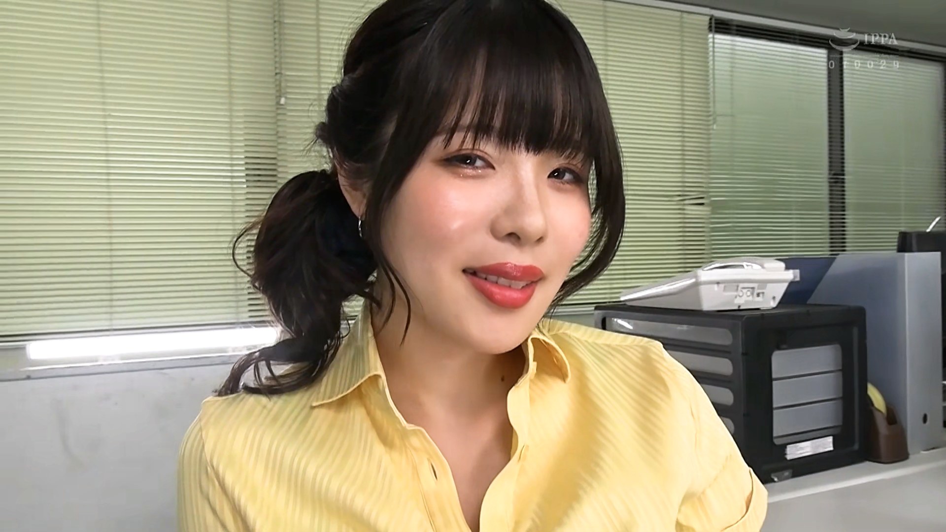 オフィスでおしゃぶりのサンプル動画