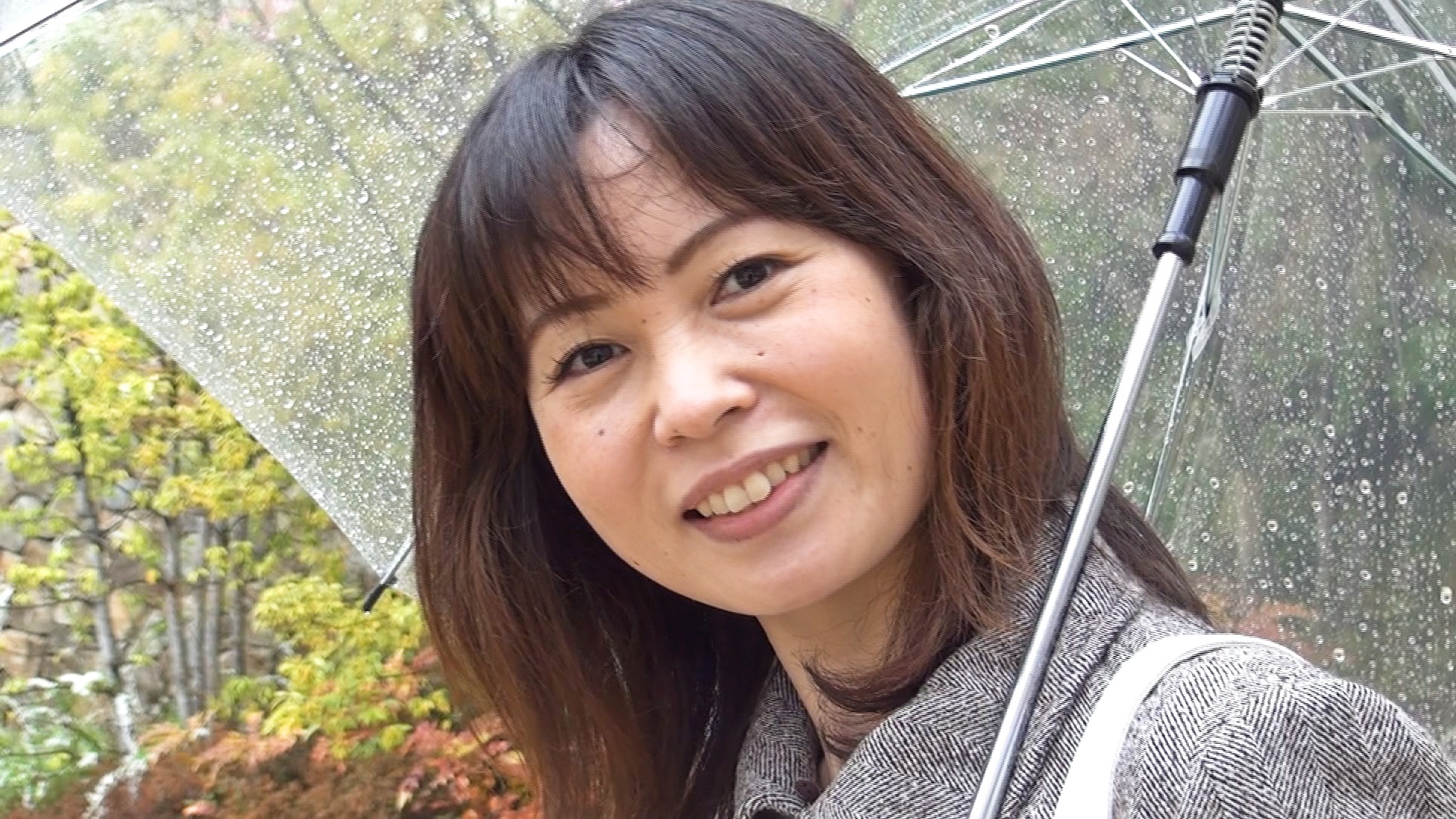顔熟女　AV 