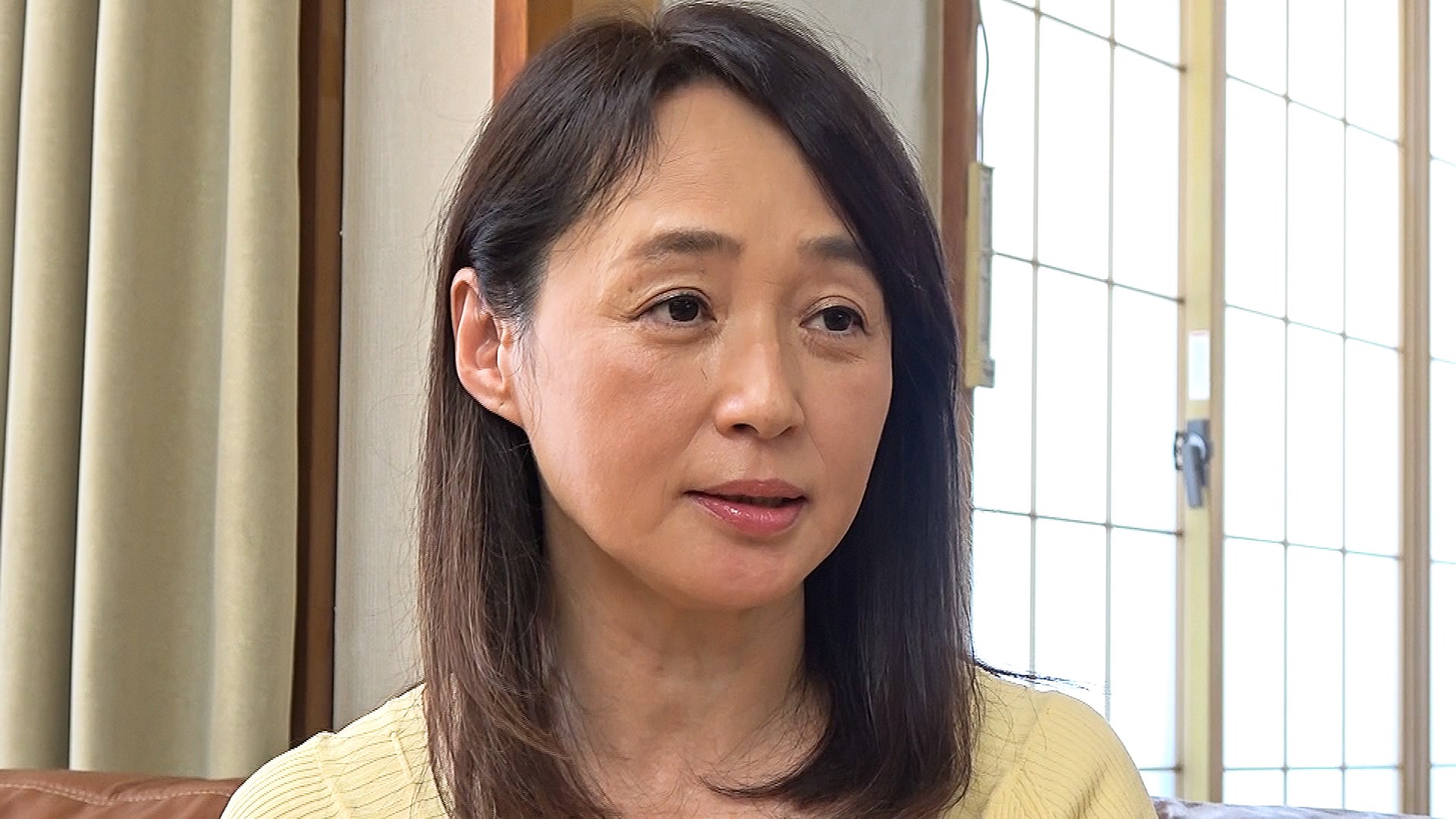 熟女 淫らな秘め事 義理の母の借金のため熟した体を差し出す美女 夫の葬儀の朝、近所のオッサンにブチ込まれ絶叫失禁する女のサンプル動画