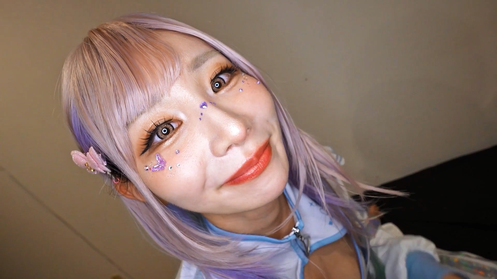 ファンを虜にしちゃうGALコスプレイヤー秘密のオフパコ枕営業!中出しされても腰を振り続ける淫乱SEX!のサンプル動画