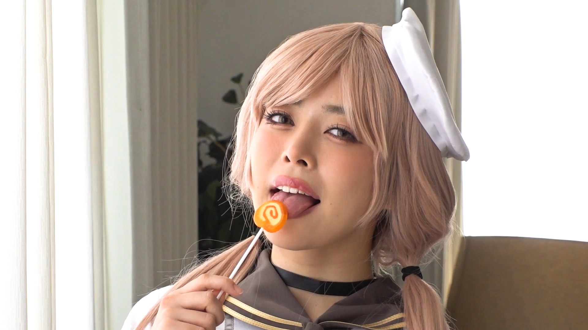 【超乳】ムチムチIカップレイヤーのあちゃんの誘惑チポ味見!ムチプル豊満ボディ味わい尽くし生中出しSEX!【神尻】のサンプル動画