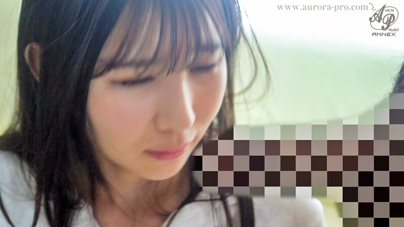 中年チポ偏愛 留守番中に近所のおじさん達に中出しされちゃいました 福原みなのサンプル動画