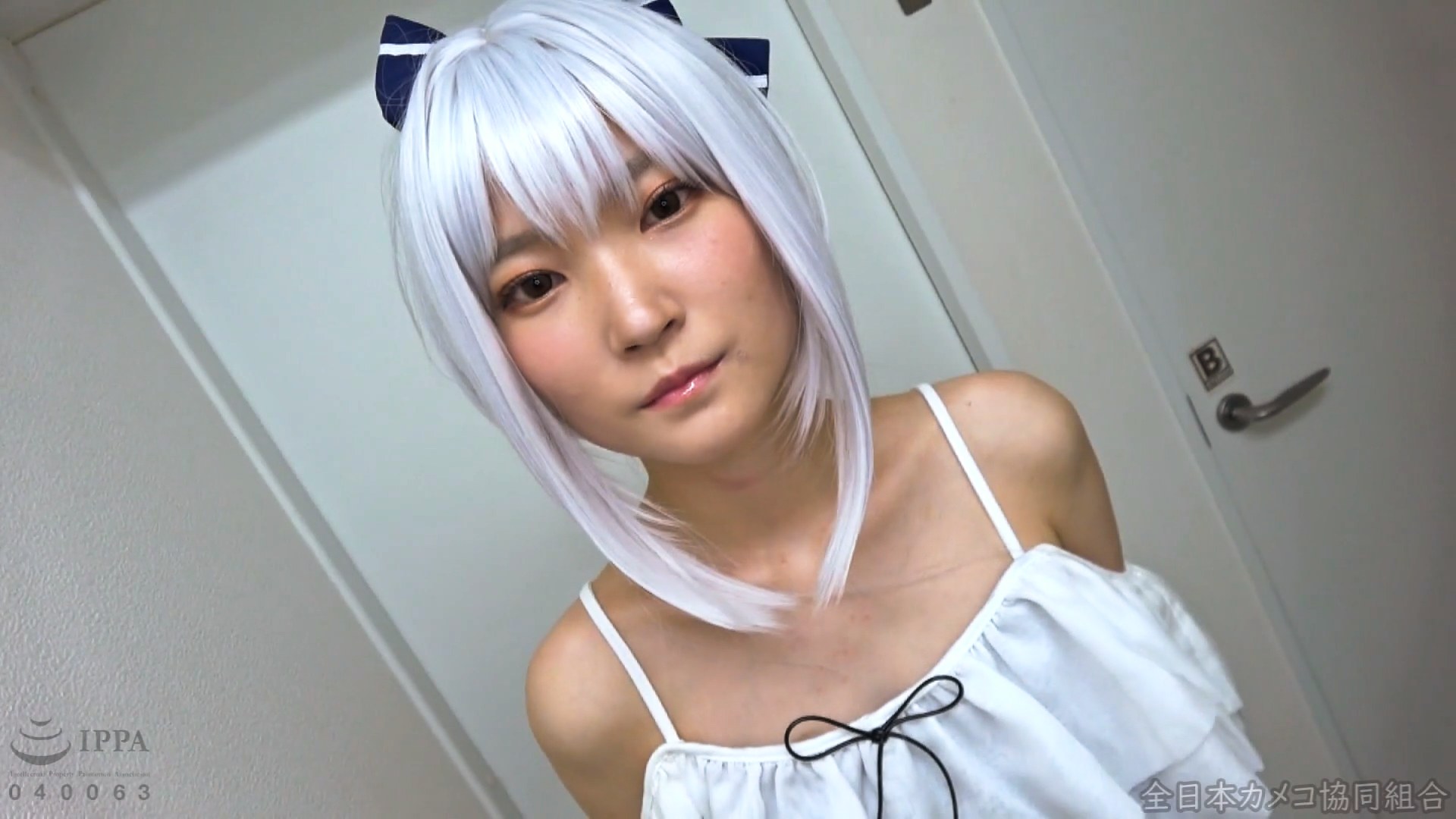 孕ませ特化 中出しザーメン19発 カメコ無視するガチ塩対応ミニマム美少女レイヤーを【過酷スパルタ膣ボコ懲罰】白目痙攣ドM絶頂7P大乱交SEXのサンプル動画